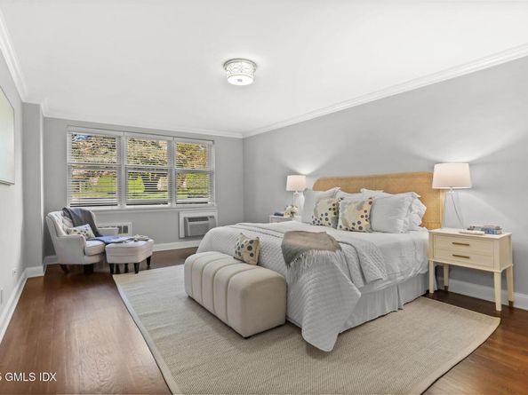 2 Putnam Hill 1F, Greenwich CT 06830