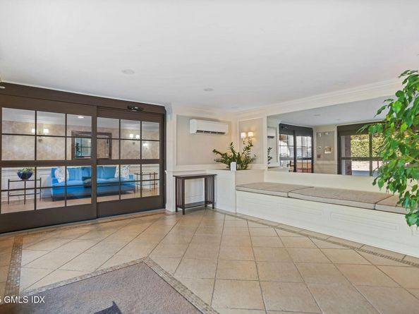 2 Putnam Hill 1F, Greenwich CT 06830