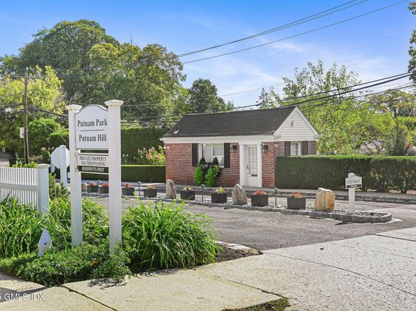 2 Putnam Hill 1F, Greenwich CT 06830