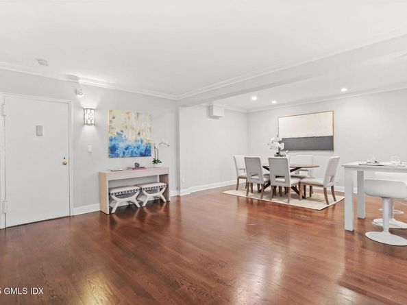 2 Putnam Hill 1F, Greenwich CT 06830