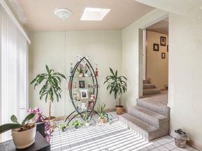 25 Redding Place, Oakland CA 94619