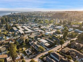 407 Pine Street, Capitola CA 95010