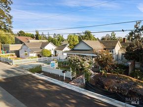 407 Pine Street, Capitola CA 95010