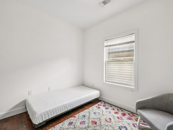 259 Halladay St 1, Jersey City NJ 07304