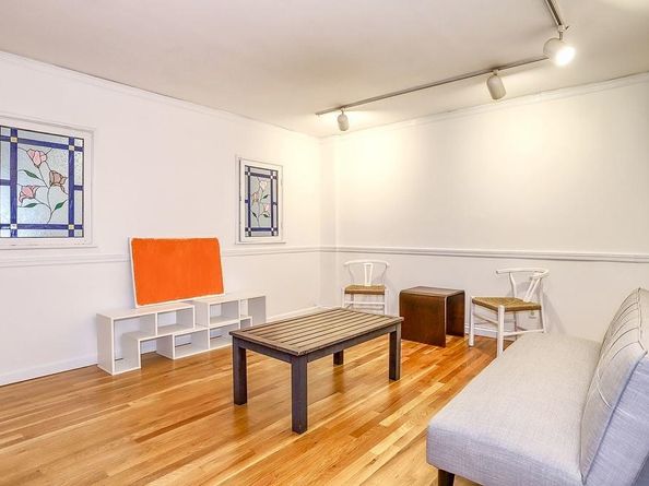 940 Bloomfield St 1, Hoboken NJ 07030