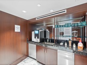 800 Avenue At Port Imperial 508, Weehawken NJ 07086-5507