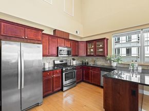 769 Montgomery St 211, Jersey City NJ 07306
