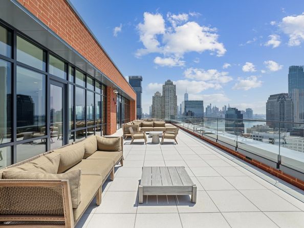 155 Bay St 1601, Jersey City NJ 07302