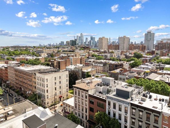 129 Willow Ave 3L, Hoboken NJ 07030