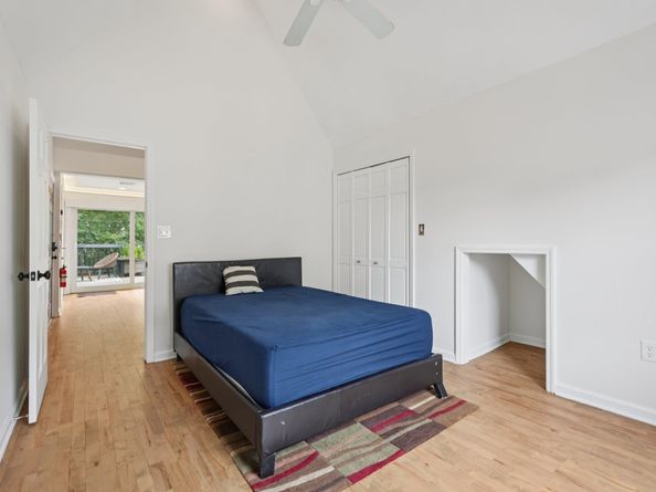 54 47th St 3, Weehawken NJ 07086-7156