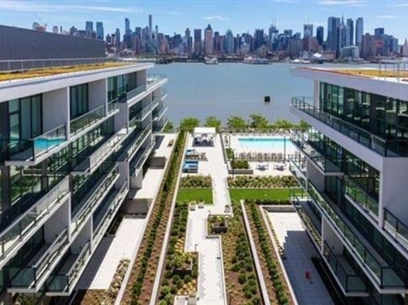 1200 Avenue At Port Imperial 504, Weehawken NJ 07086