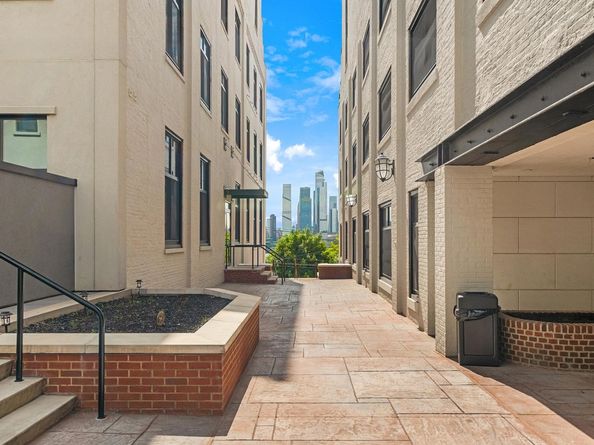 518-530 Gregory Ave B201, Weehawken NJ 07086