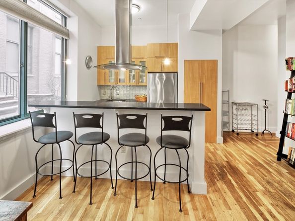 518-530 Gregory Ave B201, Weehawken NJ 07086