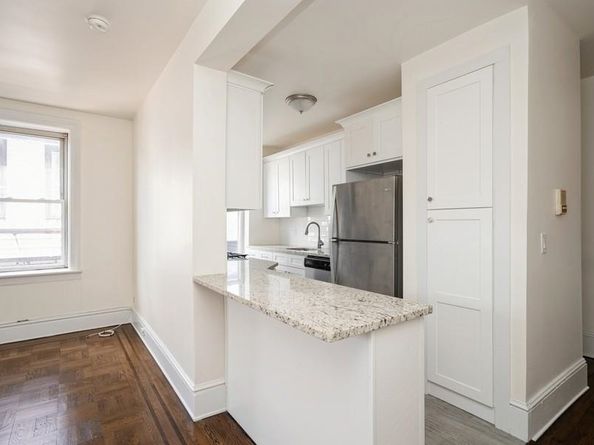 6309 Blvd East 34, West New York NJ 07093
