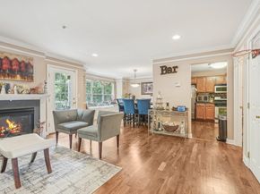 150 Blue Heron Dr, Secaucus NJ 07094