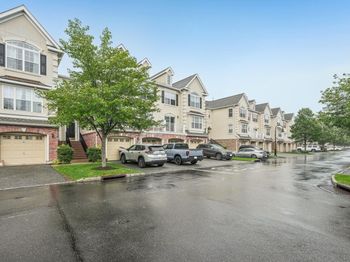 150 Blue Heron Dr