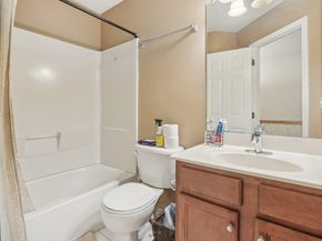 150 Blue Heron Dr, Secaucus NJ 07094