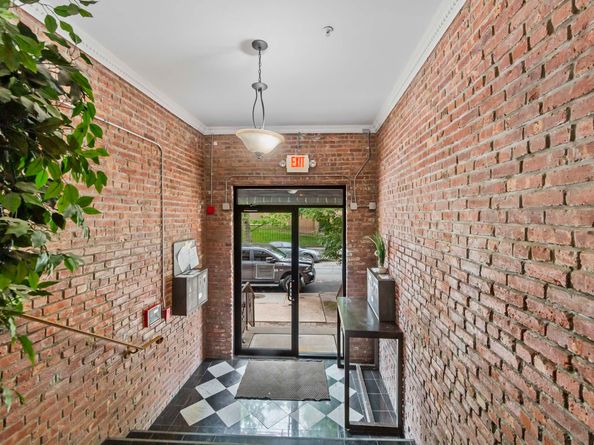 79 Crescent Ave 1, Jersey City NJ 07304