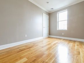 385 1st St, Jersey City NJ 07302