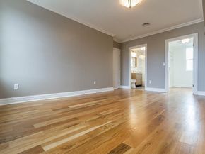 385 1st St, Jersey City NJ 07302