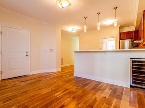 385 1st St, Jersey City NJ 07302