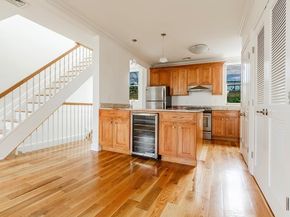 385 1st St, Jersey City NJ 07302
