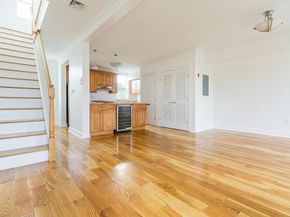 385 1st St, Jersey City NJ 07302