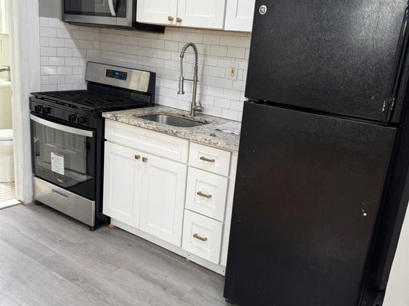 69 Jewett Ave, Jersey City NJ 07304