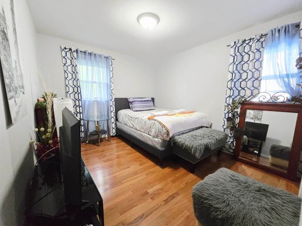 8427 Columbia Ave, North Bergen NJ 07047