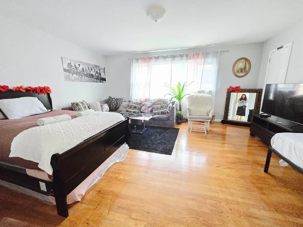 8427 Columbia Ave, North Bergen NJ 07047