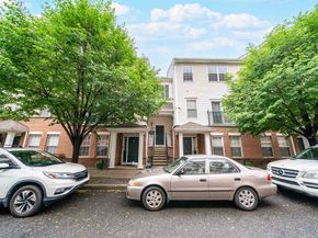 3 Soho Dr 108, Jersey City NJ 07305