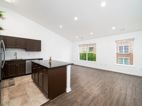 3 Soho Dr 108, Jersey City NJ 07305