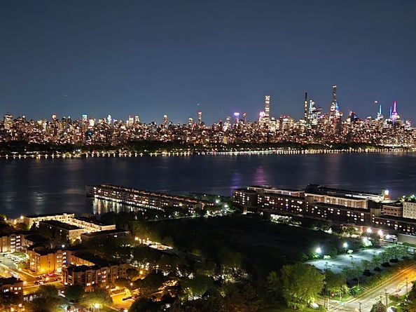 250 Gorge Rd 25J, Cliffside Park NJ 07010