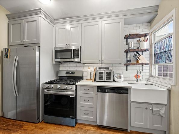 211 Plainfield Ave, Jersey City NJ 07306