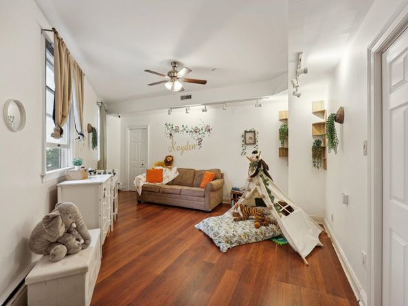 205 Shearwater Ct West 22, Jersey City NJ 07305