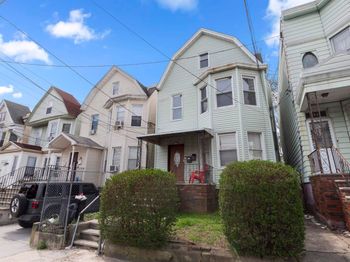 97 Oak St