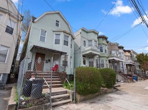 97 Oak St, Jersey City NJ 07305