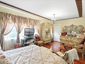 20 75th St, North Bergen NJ 07047