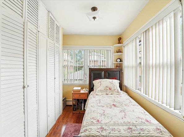 20 75th St, North Bergen NJ 07047