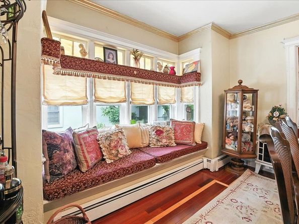 20 75th St, North Bergen NJ 07047