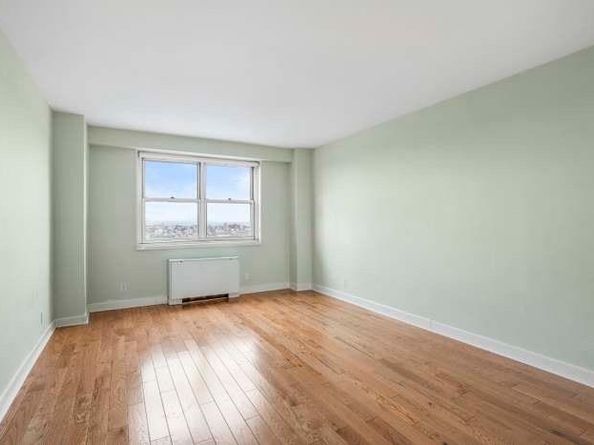 6600 Blvd East 21K JFK Blvd E JFK Blvd E, West New York NJ 07093