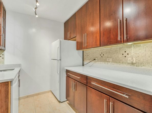 7004 Blvd East 38G, Guttenberg NJ 07093