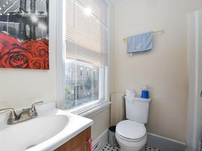 416 41st St, Union City NJ 07087