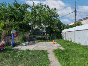 416 41st St, Union City NJ 07087
