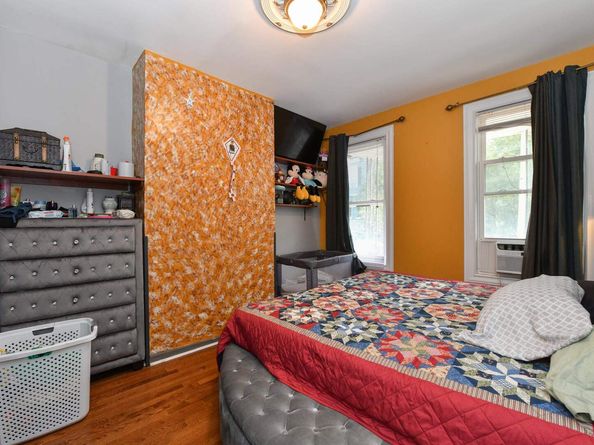 416 41st St, Union City NJ 07087
