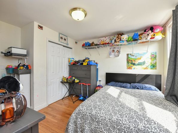 416 41st St, Union City NJ 07087
