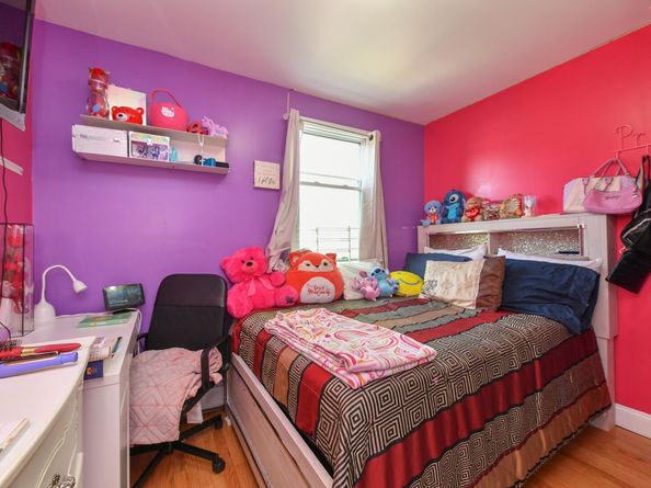 416 41st St, Union City NJ 07087