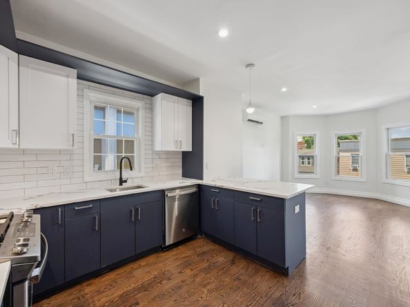 203 3rd St 4, Jersey City NJ 07302