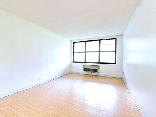 7004 Blvd East 11B, Guttenberg NJ 07093