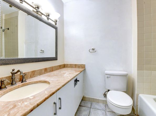 7004 Blvd East 11B, Guttenberg NJ 07093